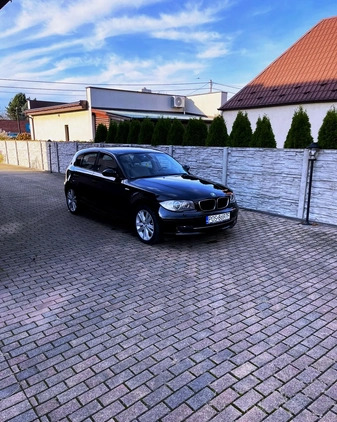 BMW Seria 1 cena 23900 przebieg: 225000, rok produkcji 2009 z Kobylin małe 154